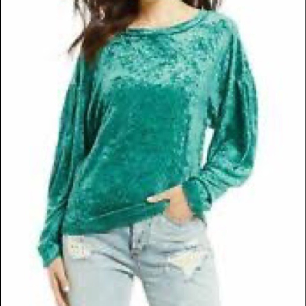 Free People Milan green velvet pullover Sweater Size‎ Small